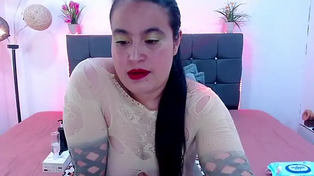 mia xx1 online show from February 5, 3:55 am