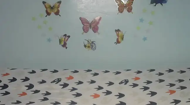 Snapshot of laetitia_ chatting on March 3, 8:11 pm laetitia online show from March 3, 8:11 pm