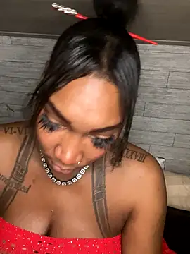 CUMQUEEN-XXX69 online show from September 26, 2:48 am