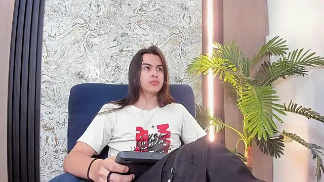 sky link  online show from January 14, 12:00 pm