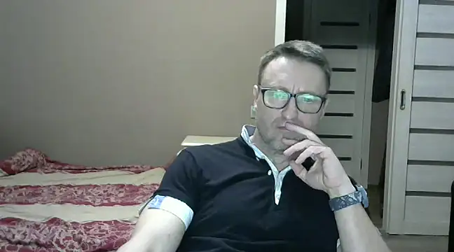 HarrySnake online show from December 13, 6:05 pm