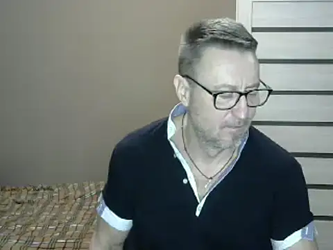 HarrySnake online show from December 31, 4:46 pm