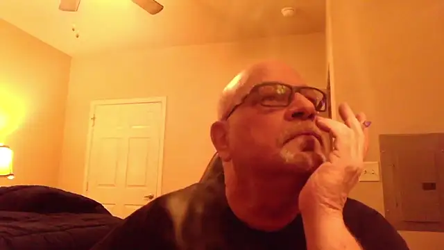 Snapshot of --JimmyJamzs-- chatting on December 18, 1:56 pm --JimmyJamzs-- online show from December 18, 1:56 pm