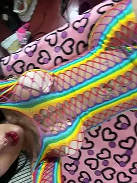 saragill323 online show from December 28, 3:26 am