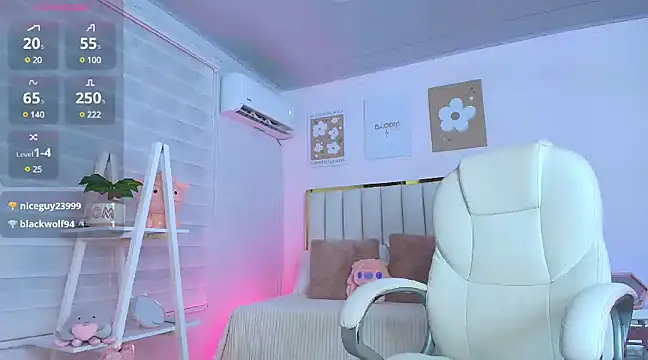 Cristall Bunny online show from February 3, 12:47 am