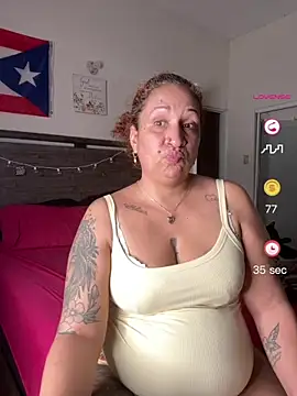 ladycreamypr2 online show from July 31, 2:11 am