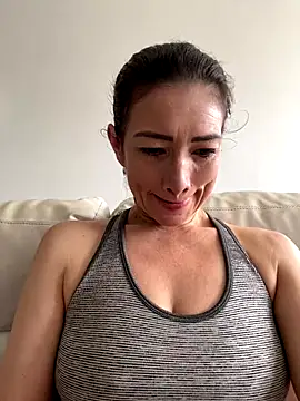 Yulia sx online show from October 17, 4:53 pm