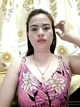 NgocQuyen2K online show from February 17, 10:14 pm