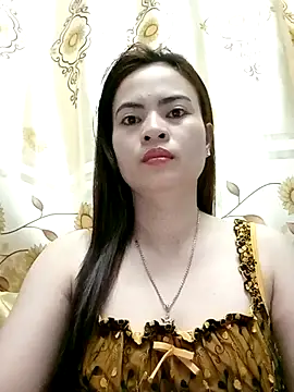 NgocQuyen2K online show from February 18, 10:14 pm