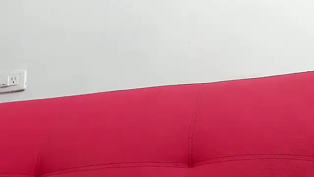 Latin Mature975 online show from October 3, 8:33 am