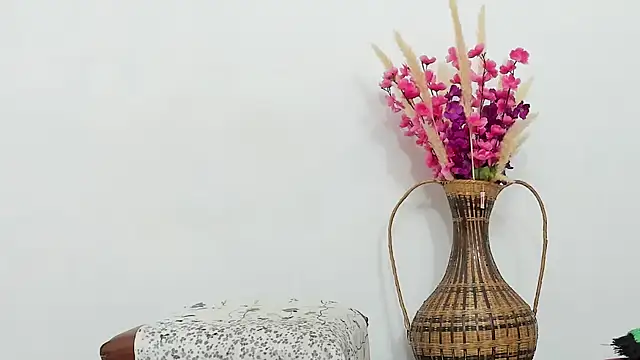 Latin Mature975 online show from October 12, 7:51 am