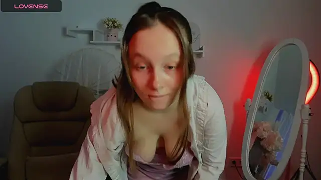 Snapshot of Ketrin_n_ chatting on January 27, 6:41 am Ketrin n online show from January 27, 6:41 am