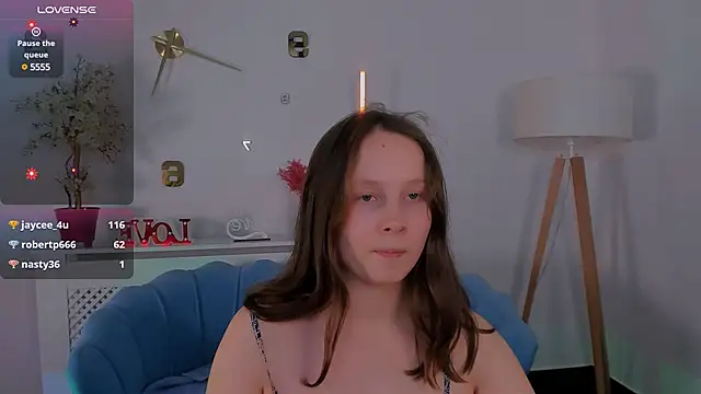 Snapshot of Ketrin_n_ chatting on February 5, 12:27 pm Ketrin n online show from February 5, 12:27 pm