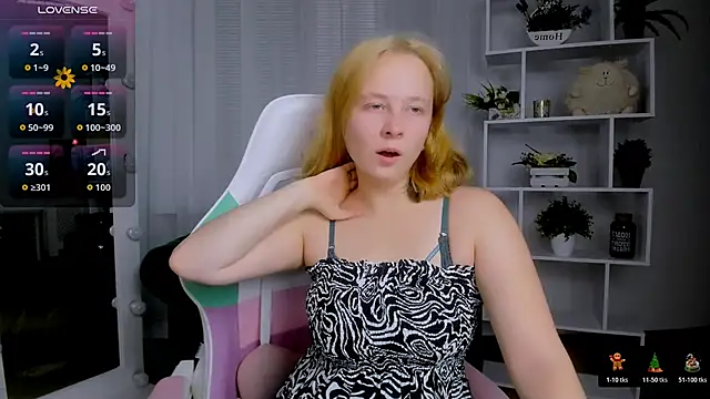 Snapshot of Ketrin_n_ chatting on November 24, 6:02 am Ketrin n online show from November 24, 6:02 am