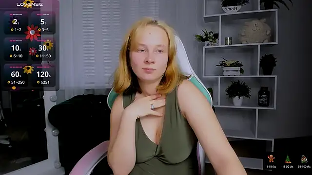 Snapshot of Ketrin_n_ chatting on December 1, 6:07 am Ketrin n online show from December 1, 6:07 am