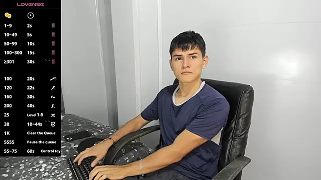 Snapshot of Jacobb_Lee chatting on January 9, 8:22 pm Jacobb Lee online show from January 9, 8:22 pm