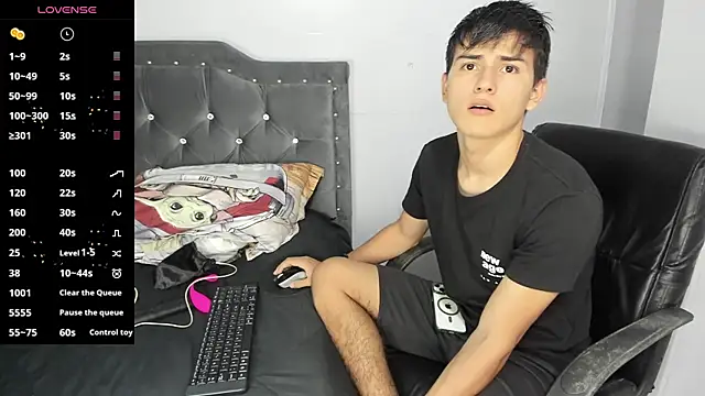 Snapshot of Jacobb_Lee chatting on March 21, 8:29 pm Jacobb Lee online show from March 21, 8:29 pm