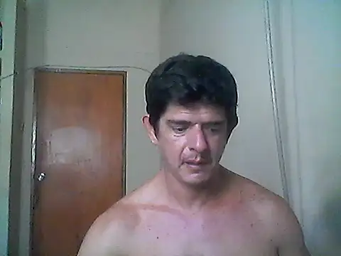 Snapshot of Marobronco chatting on April 13, 4:45 pm Marobronco online show from April 13, 4:45 pm