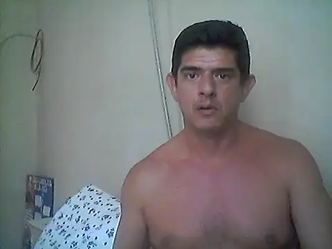 Snapshot of Marobronco chatting on July 6, 4:31 pm Marobronco online show from July 6, 4:31 pm