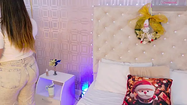 Sara Desire online show from November 27, 12:18 pm