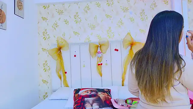 Sara Desire online show from December 16, 12:21 pm