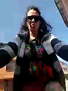 rebekka simpson online show from January 13, 2:11 pm