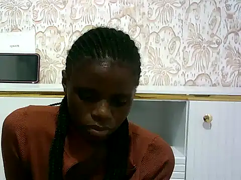hottgirlval online show from January 25, 8:00 pm