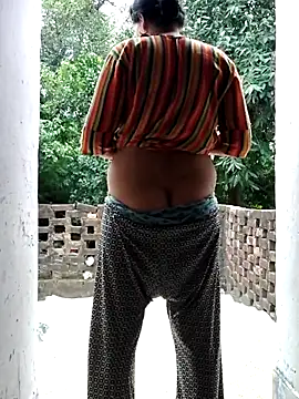 Snapshot of Hot-rubina chatting on October 2, 3:24 am Hot-rubina online show from October 2, 3:24 am