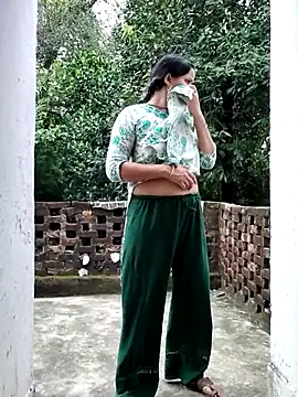 Snapshot of Hot-rubina chatting on October 4, 3:37 am Hot-rubina online show from October 4, 3:37 am