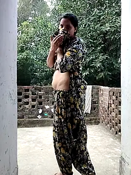 Snapshot of Hot-rubina chatting on October 22, 2:45 am Hot-rubina online show from October 22, 2:45 am