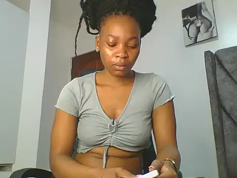 Snapshot of _Becky002 chatting on July 16, 8:20 am Becky002 online show from July 16, 8:20 am