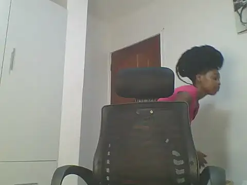Snapshot of _Becky002 chatting on July 22, 9:56 am Becky002 online show from July 22, 9:56 am