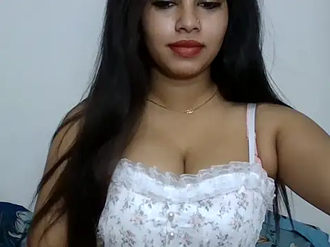 sparkling queen online show from March 1, 2:48 am