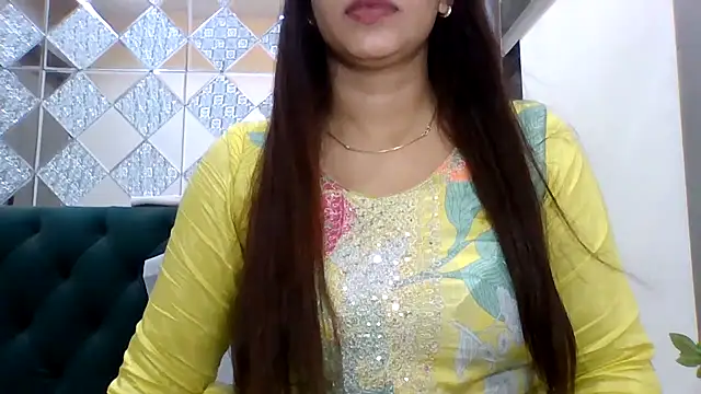 sparkling queen online show from October 3, 5:32 pm