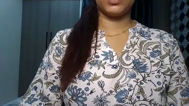 sparkling queen online show from July 17, 5:58 am