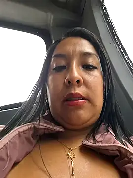 Snapshot of Bella_keny chatting on January 16, 6:16 pm Bella keny online show from January 16, 6:16 pm