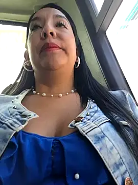 Snapshot of Bella_keny chatting on January 21, 5:09 pm Bella keny online show from January 21, 5:09 pm