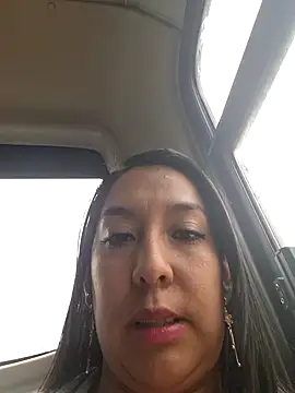 Snapshot of Bella_keny chatting on February 7, 7:49 pm Bella keny online show from February 7, 7:49 pm