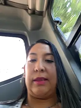 Snapshot of Bella_keny chatting on February 19, 3:16 pm Bella keny online show from February 19, 3:16 pm