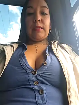 Snapshot of Bella_keny chatting on March 22, 9:21 pm Bella keny online show from March 22, 9:21 pm