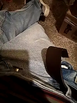 Snapshot of A_man_in_public chatting on October 15, 7:58 pm A man in public online show from October 15, 7:58 pm