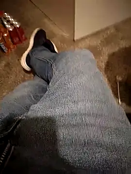 Snapshot of A_man_in_public chatting on October 22, 11:10 am A man in public online show from October 22, 11:10 am