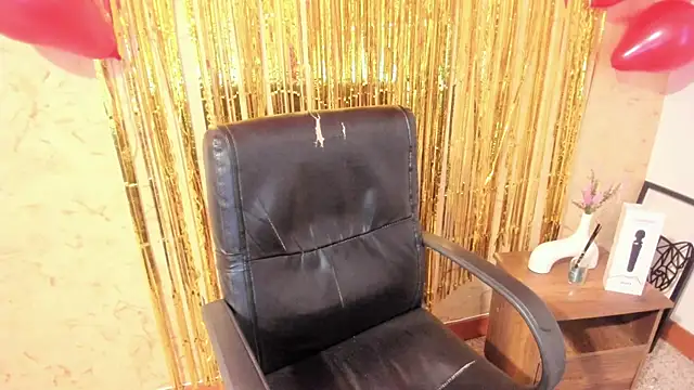 EmaGw online show from February 11, 10:39 pm