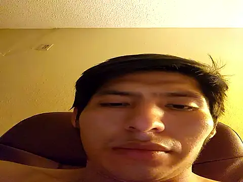 Snapshot of Jonathan100pre chatting on November 23, 11:21 am Jonathan100pre online show from November 23, 11:21 am