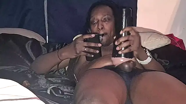 suzyswallowsxxx704 online show from February 8, 2:20 pm