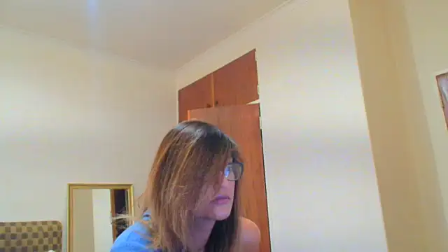 karmicQueen669 online show from June 11, 5:16 am