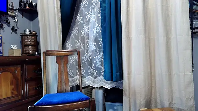 Genevieve143 online show from February 8, 10:57 pm