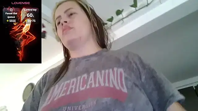 saramartinez1000 online show from December 18, 3:44 pm