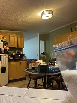 velvetta  online show from December 5, 7:10 pm