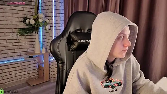 Kvetachka online show from December 2, 1:00 am